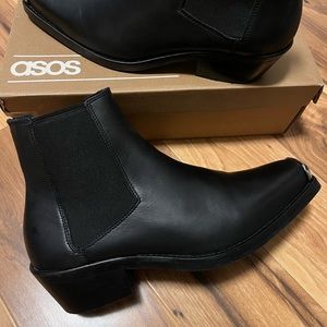 ASOS Men’s Chelsea Boots. Cuban heel western chelsea boots. US sz 10.